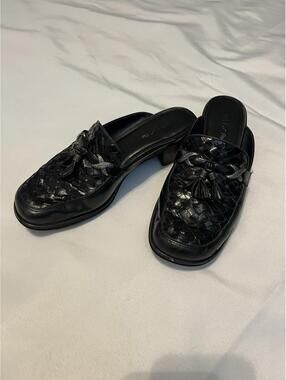 Vintage Unisa Black Woven Leather Tassel Loafer Mules Silver Hardware Size 8.5